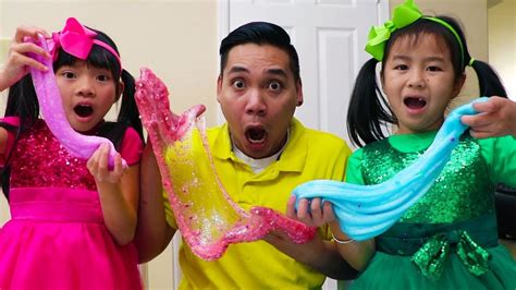 emma e jenna|Jannie & Emma Making Satisfying Slime w/ Funny Colored